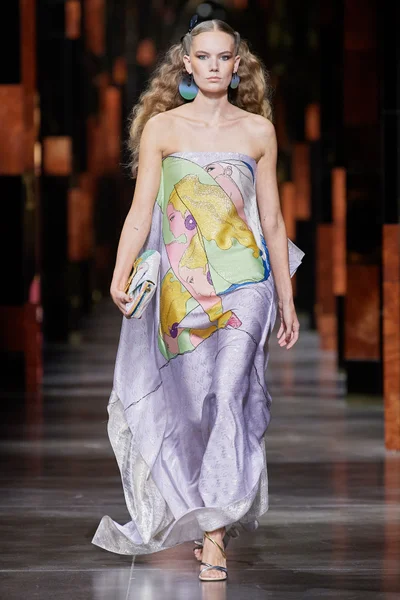 Look 33